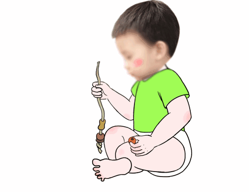 精细活动方面，宝宝需要经历4个阶段的发展：